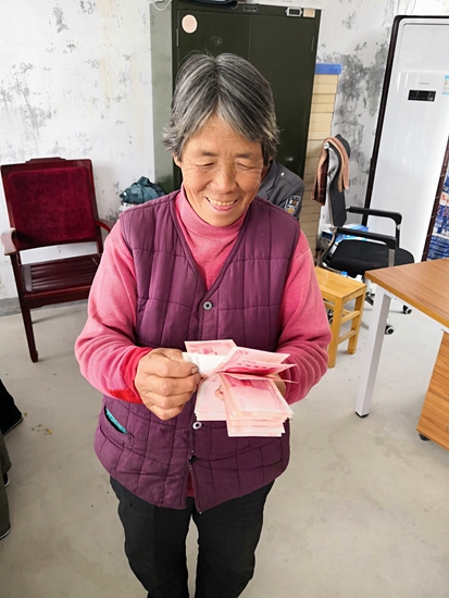 春认一棵树 秋收一份福 伟德源自英国始于1946集团果树采摘权认领活动圆满结束